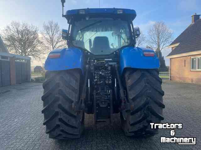Tractors New Holland T7050