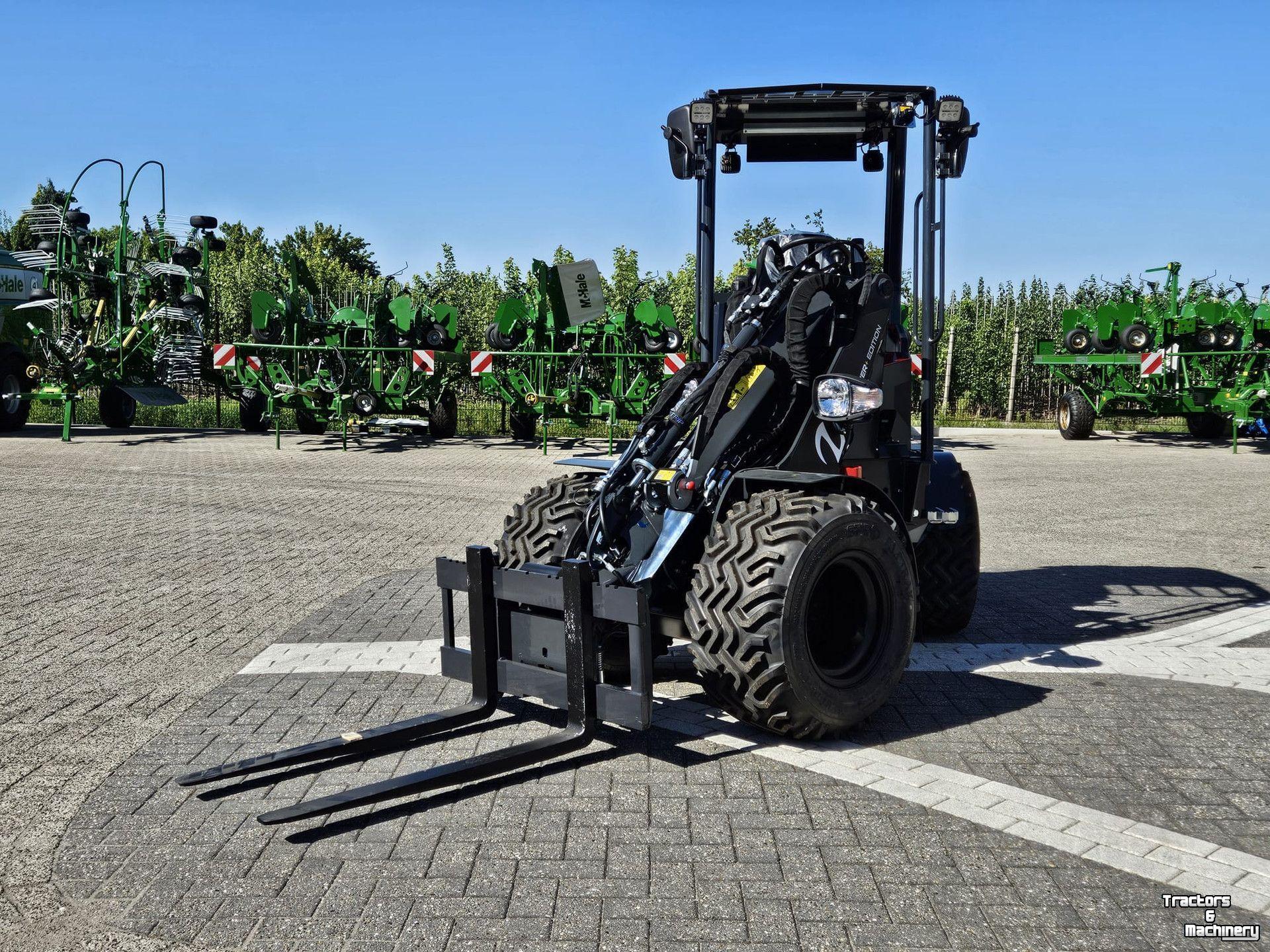 Wheelloader Norcar A7750 Automotive Black Edition