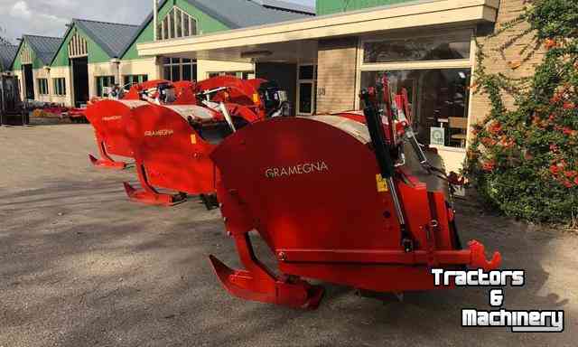 Spader machine Gramegna Spitmachines / krukasspitmachines / Spitters