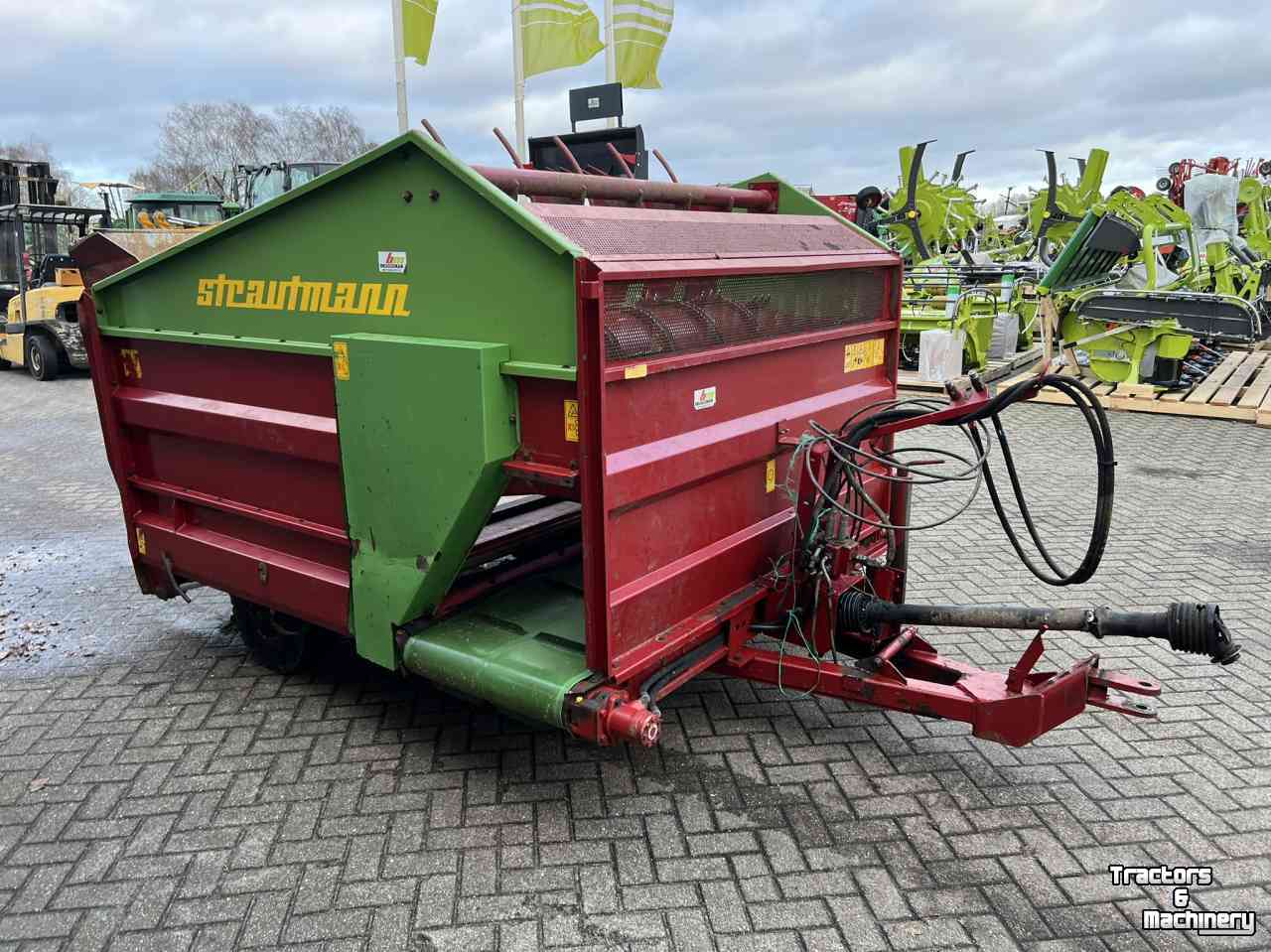 Silage-block distribution wagon Strautmann BVW blokkenwagen