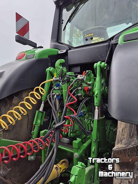 Tractor John Deere 6M220