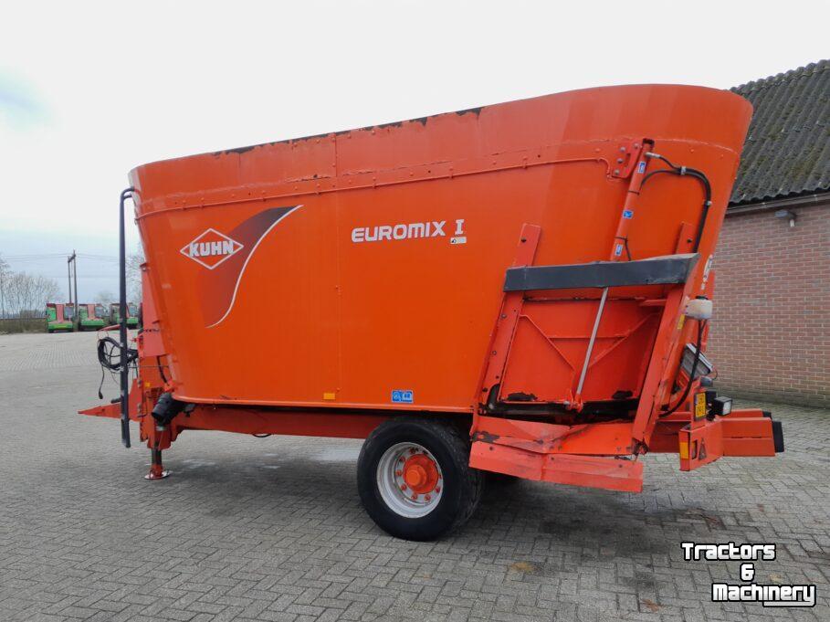 Feed mixer Kuhn 2070 voermengwagen