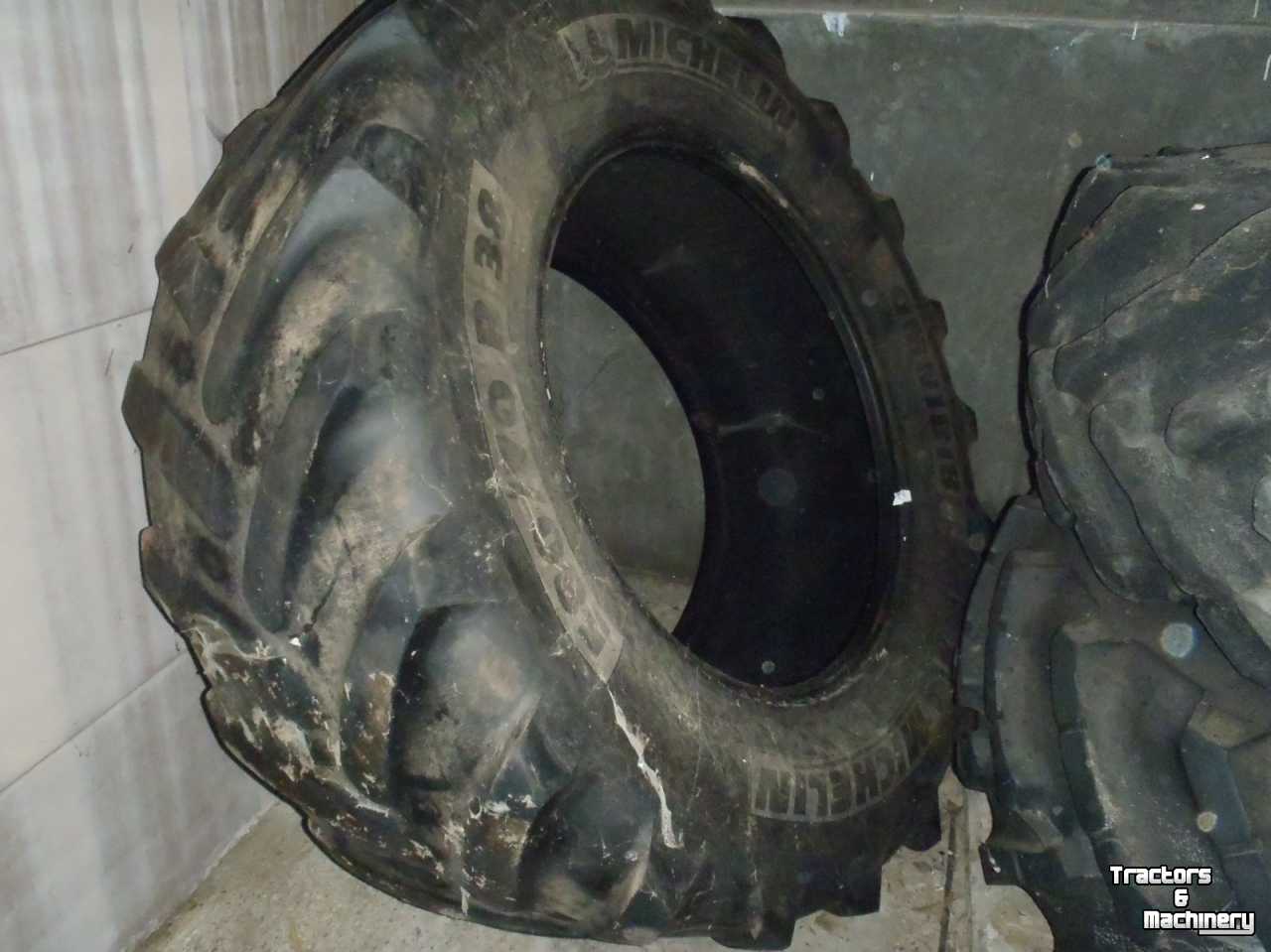 Wheels, Tyres, Rims & Dual spacers Michelin 580-70-38