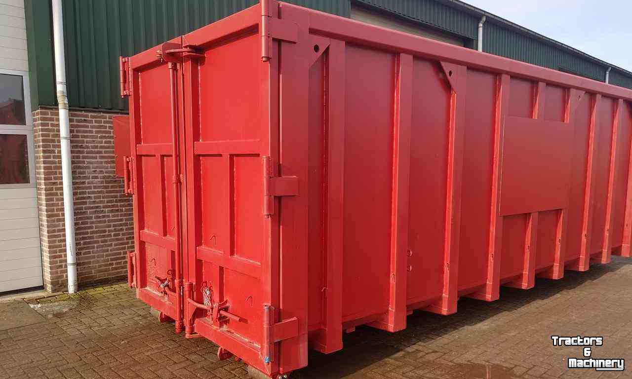 Hooked-arm carrier  Haakarm container / afzetcontainer 35 m3