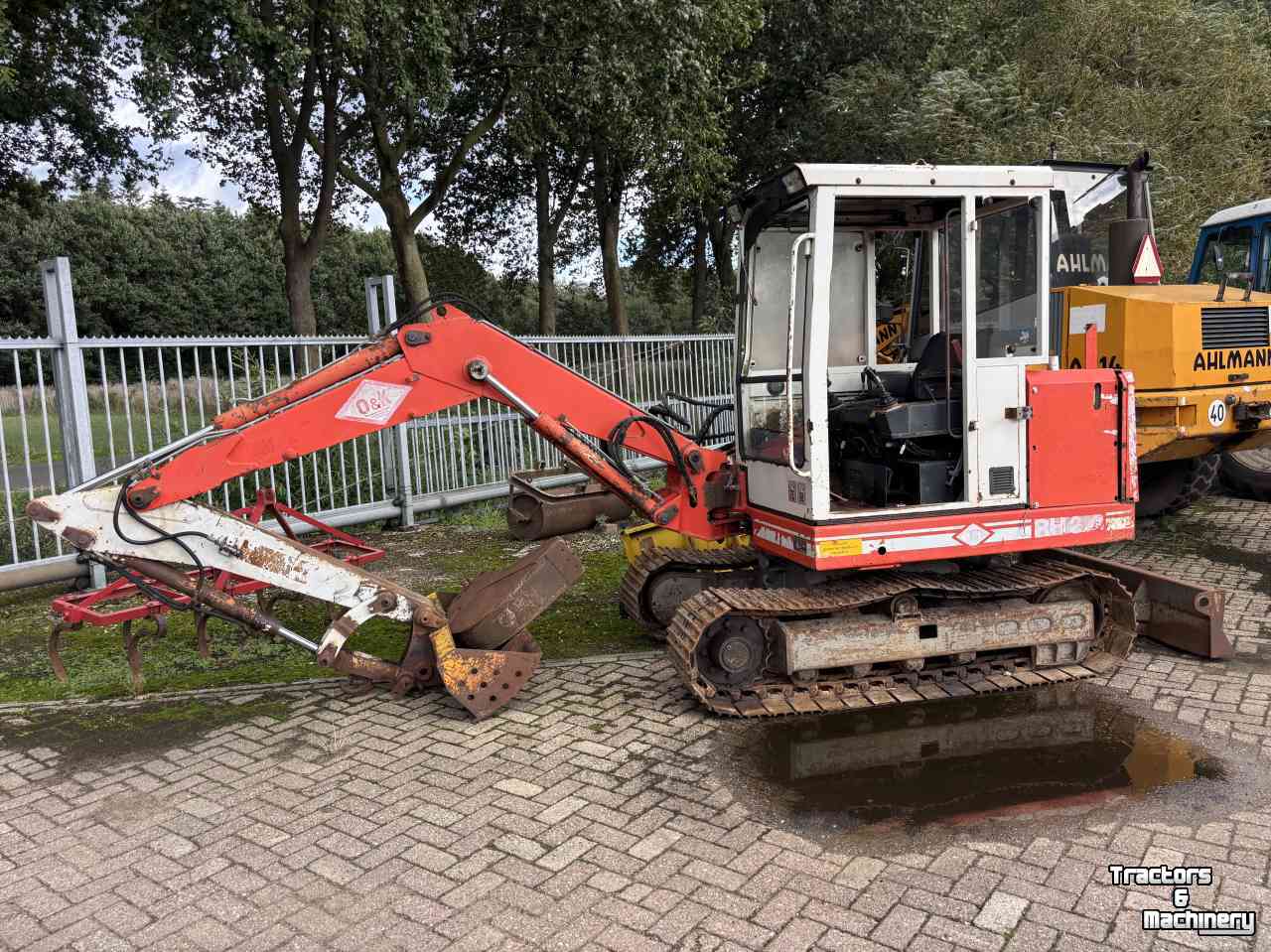 Excavator  O&K rh 2.4