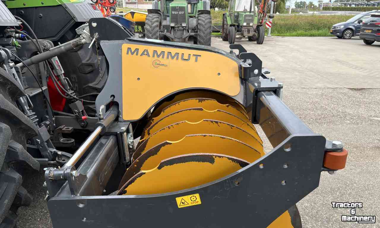 Silage Packer Mammut SK250 H Kuilverdichtingswals Demo