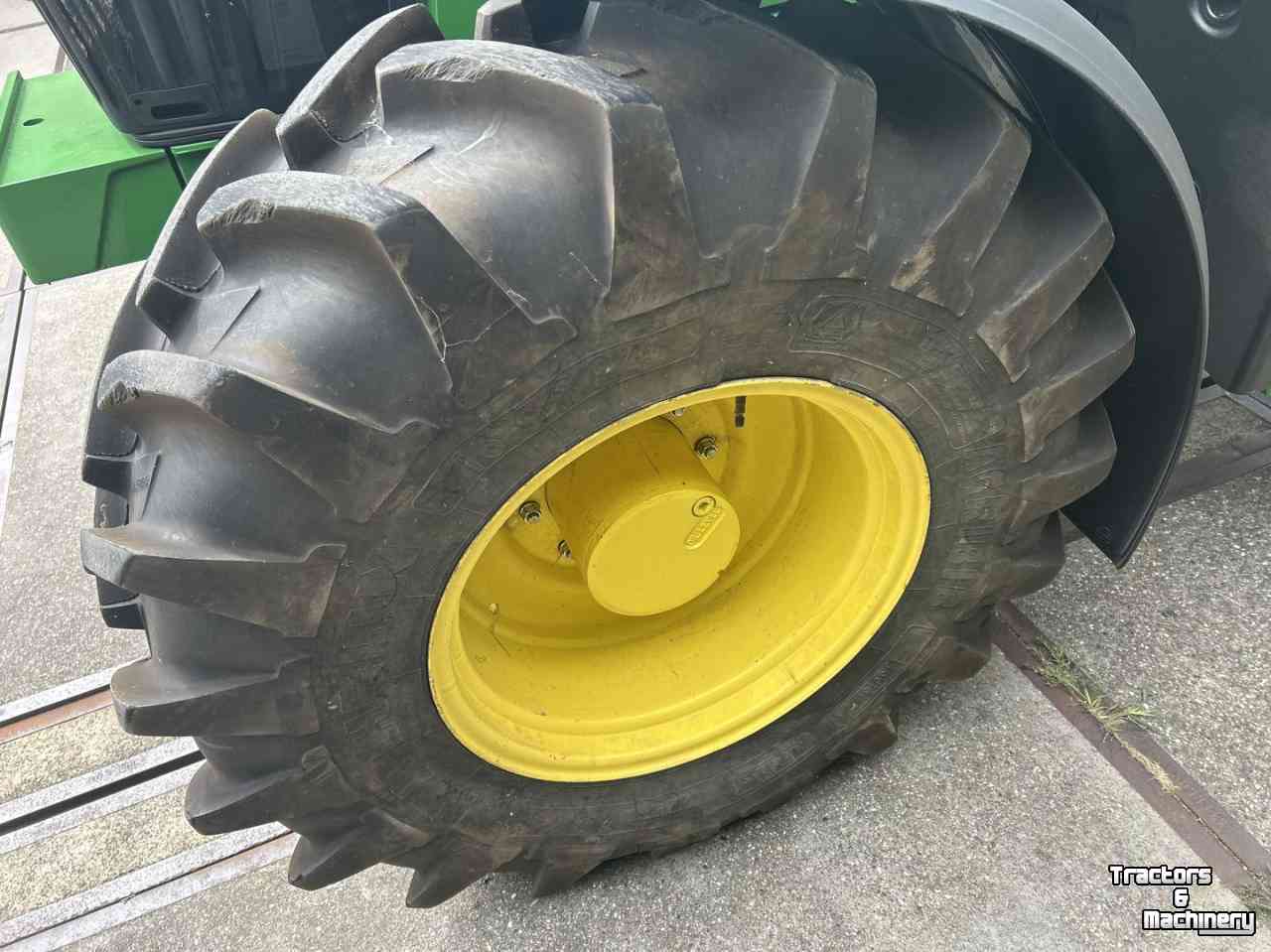 Tractor John Deere 6M 125