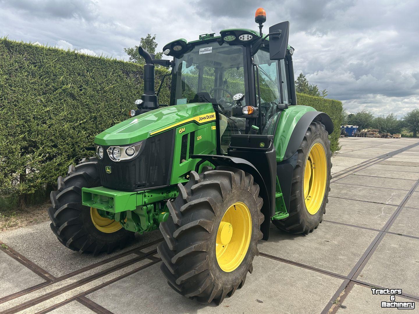 Tractor John Deere 6M 125