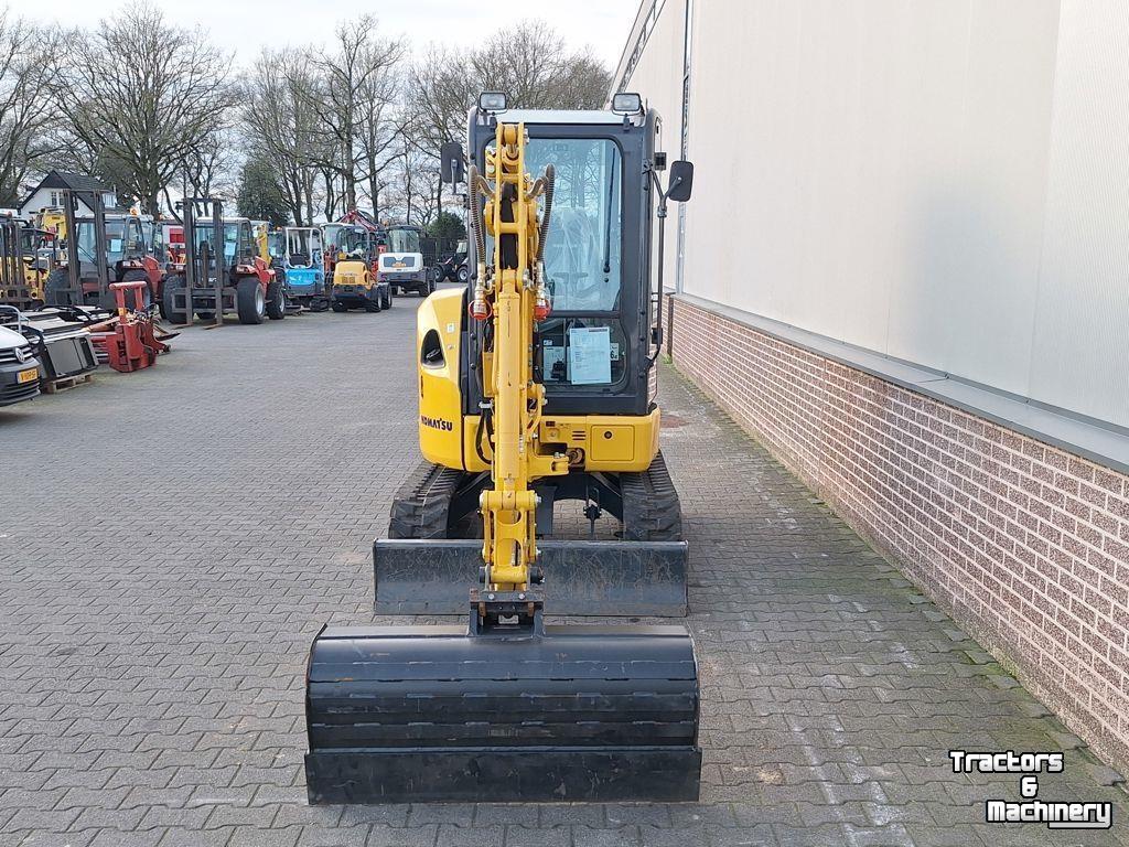 Mini-Excavator Komatsu PC26