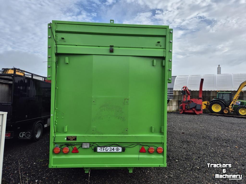 Tractor JCB Fastrac 4220 met container