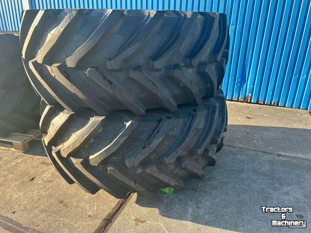 Wheels, Tyres, Rims & Dual spacers Trelleborg Set 710/60R42+600/60R30 10-G