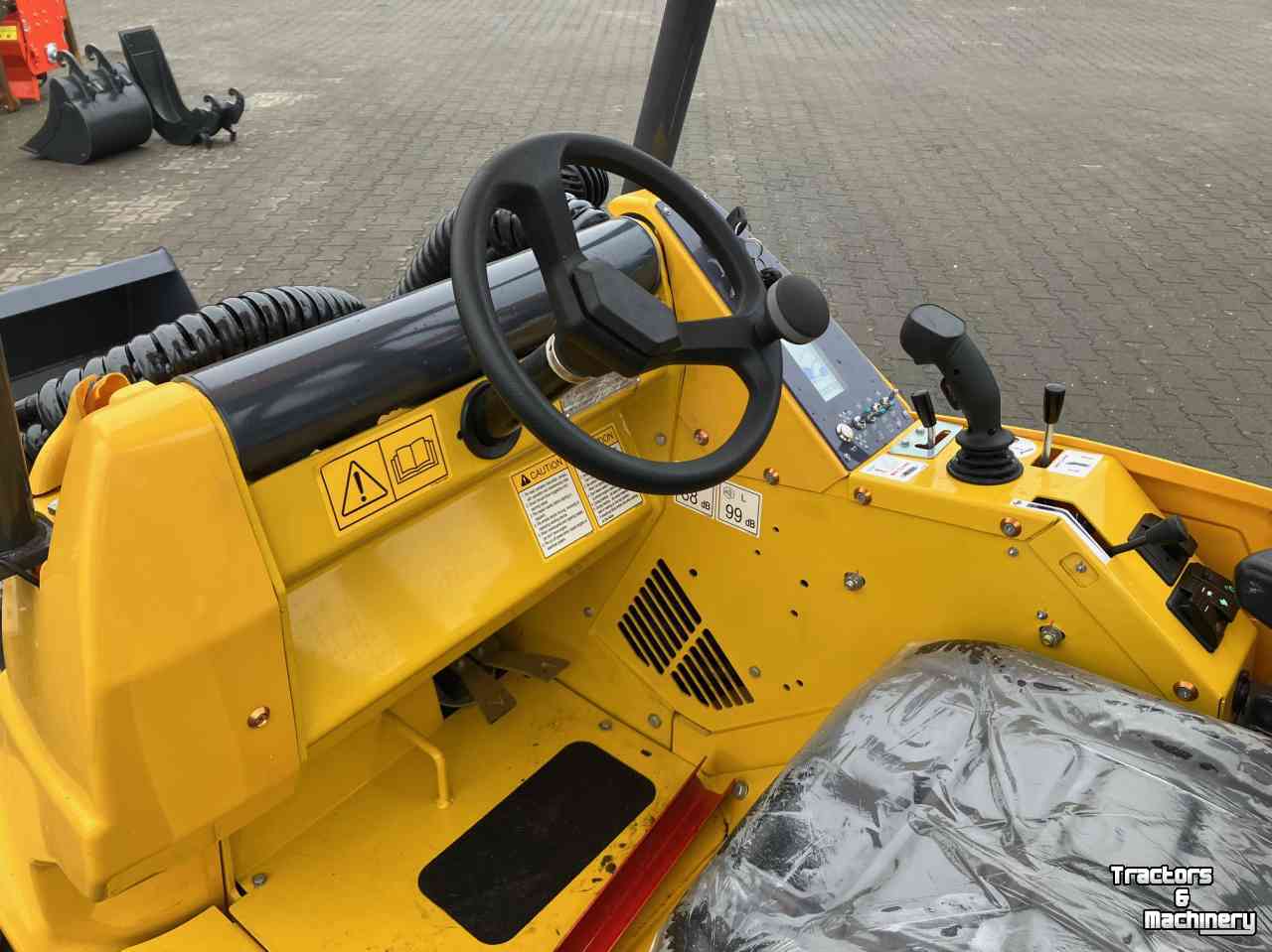 Wheelloader Eurotrac T11 telescoop shovel -minishovel