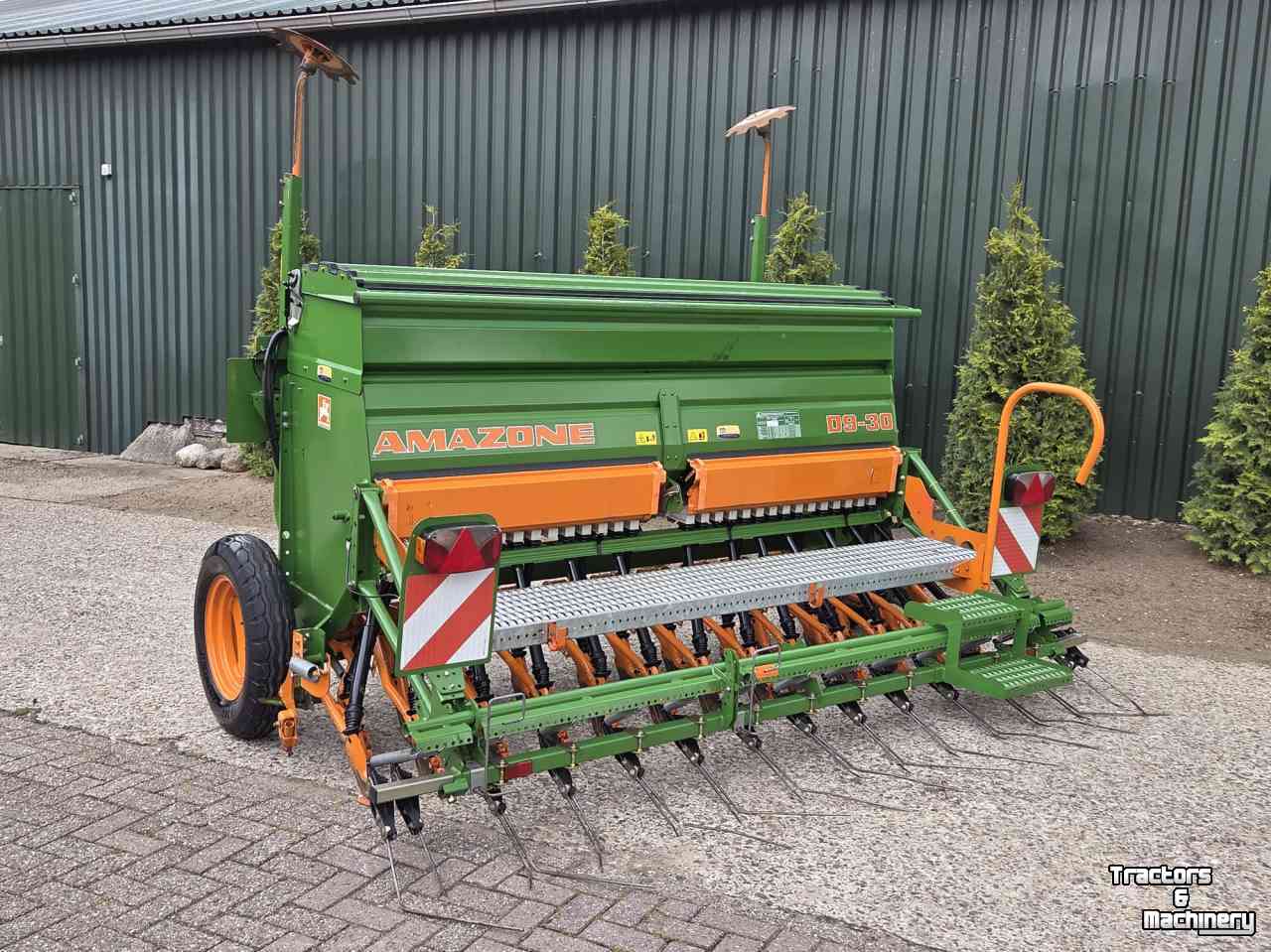 Seed drill Amazone D9-30 Super zaaimachine
