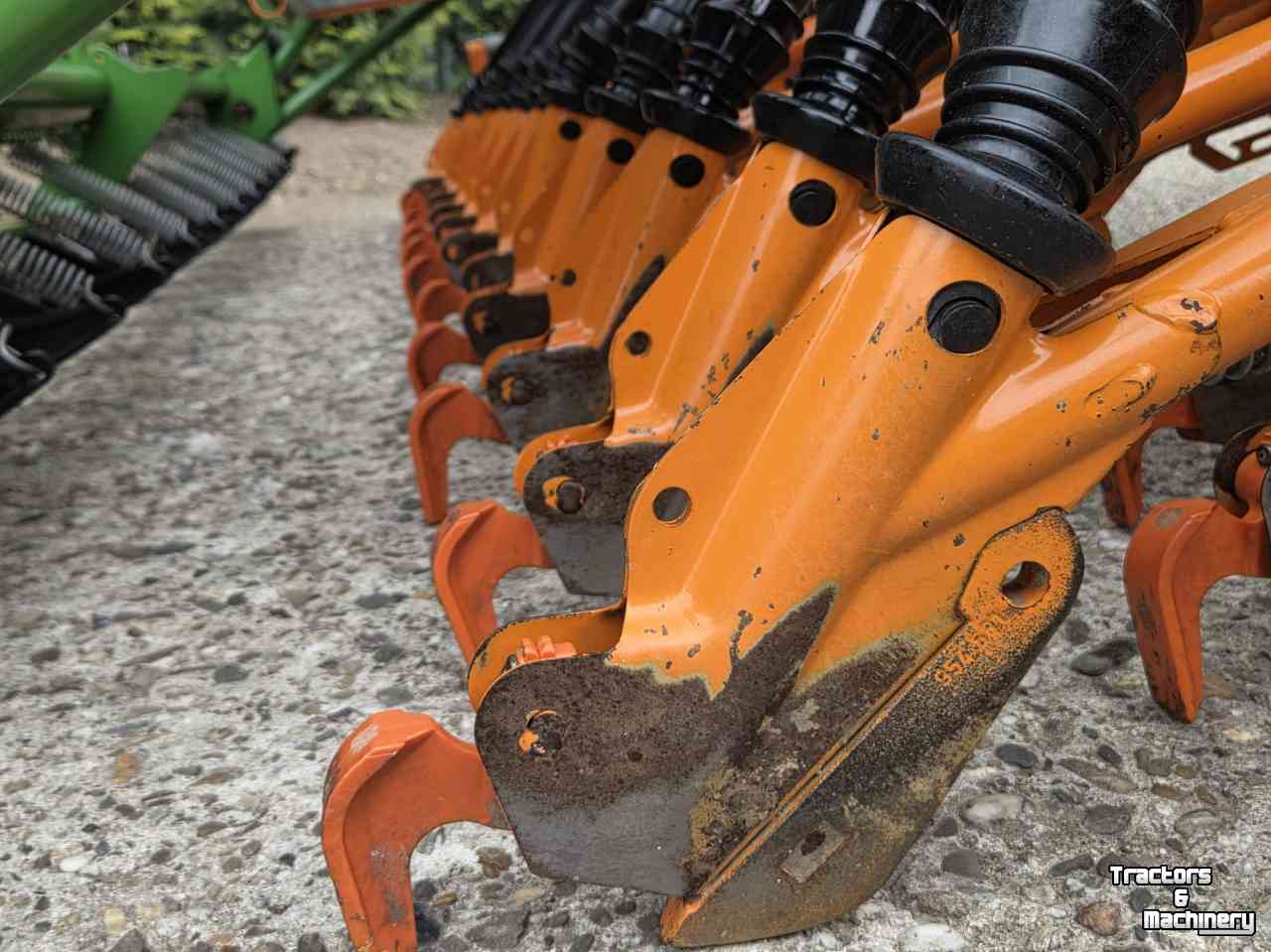 Seed drill Amazone D9-30 Super zaaimachine