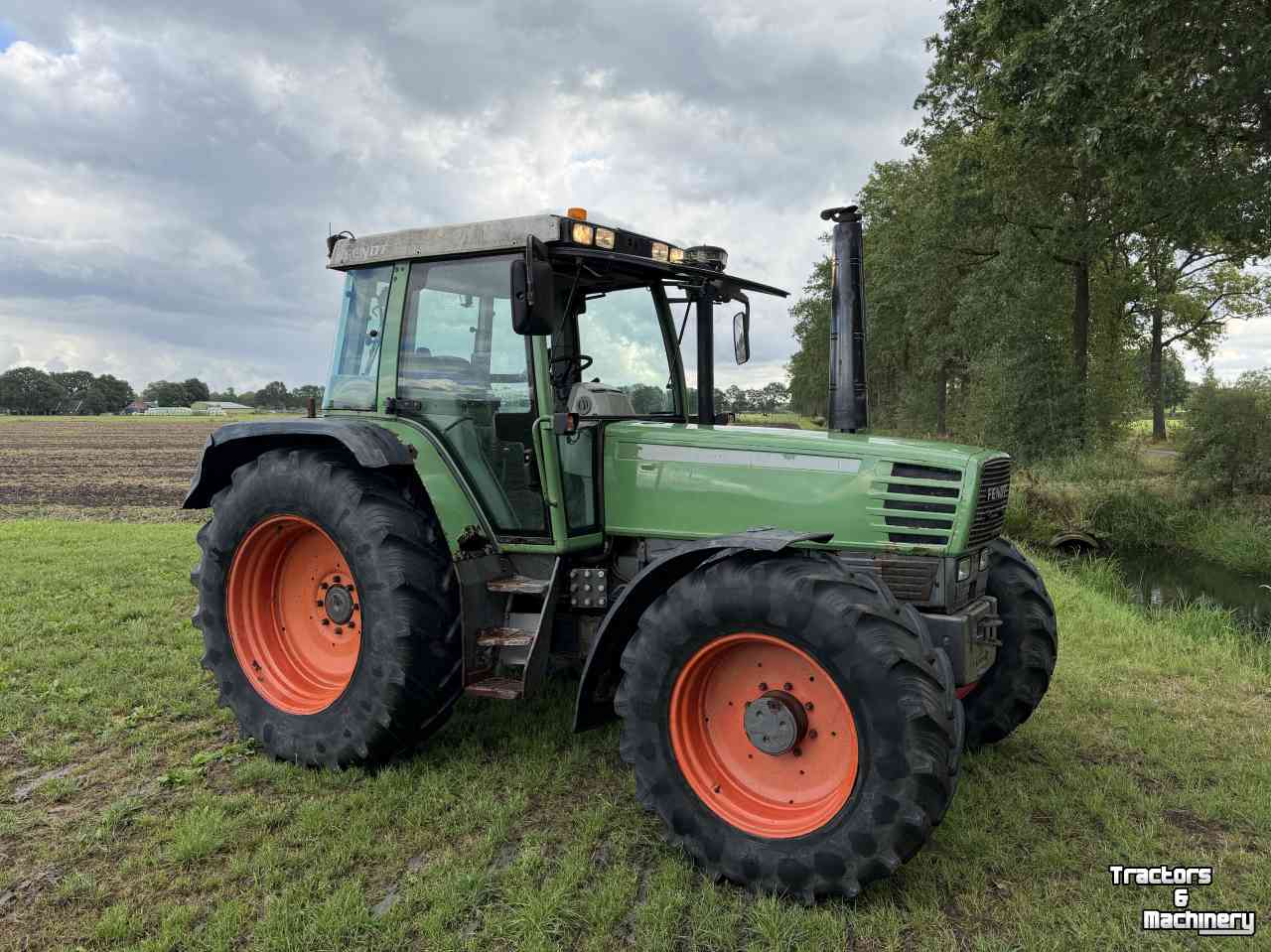 Tractor  312 FARMER