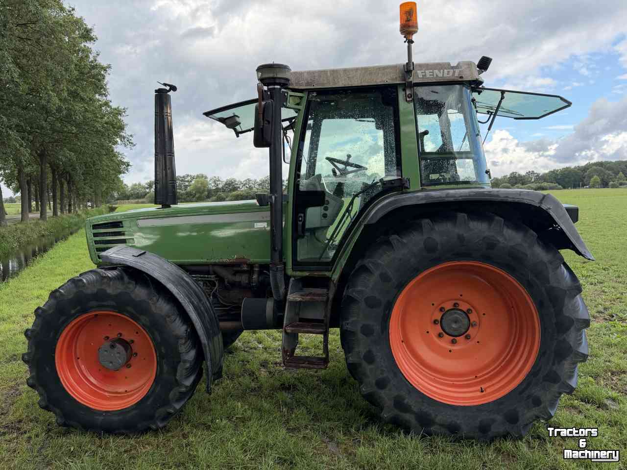 Tractor  312 FARMER