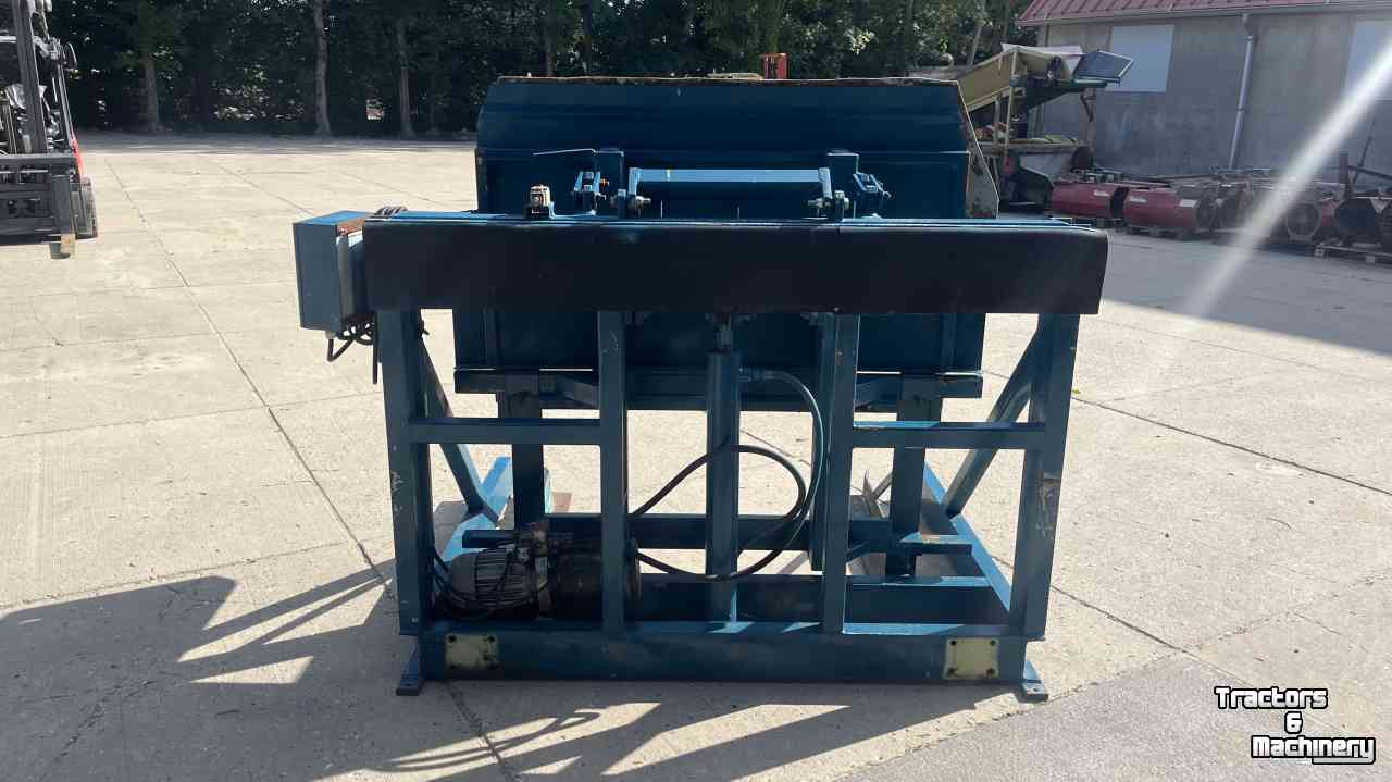 Bulk box tipper Antha kistenkantelaar