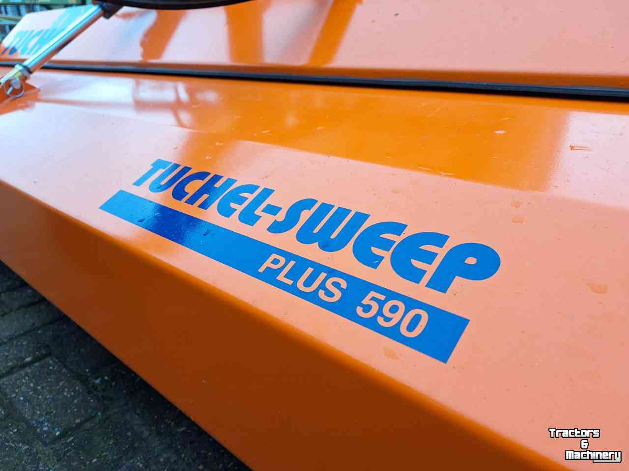 Sweeper Tuchel Sweep Plus 590 veegmachine Ahlmann