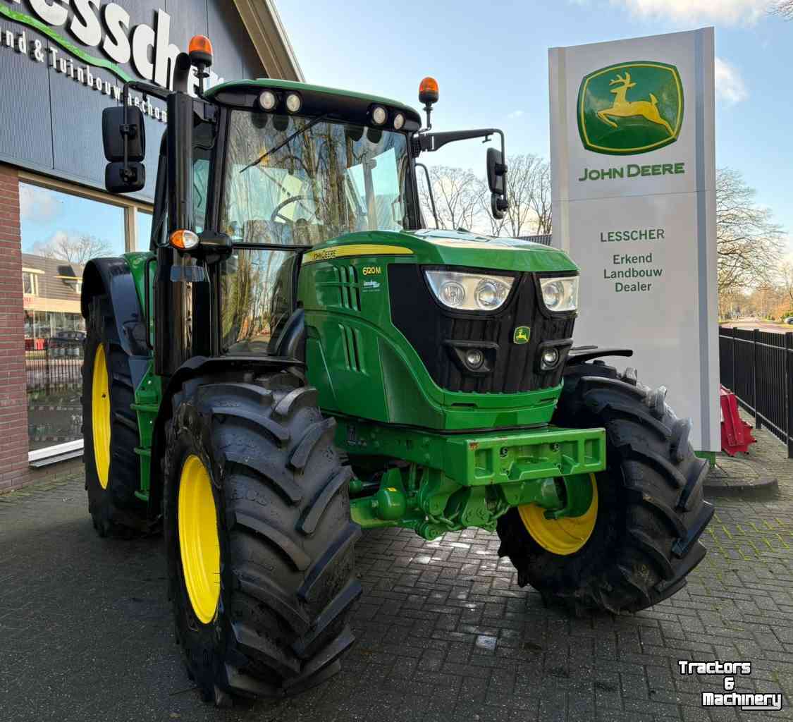 Tractor John Deere 6120M