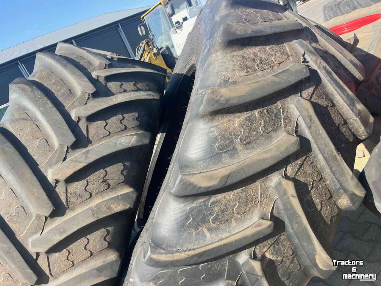 Wheels, Tyres, Rims & Dual spacers BKT 710/70- 42