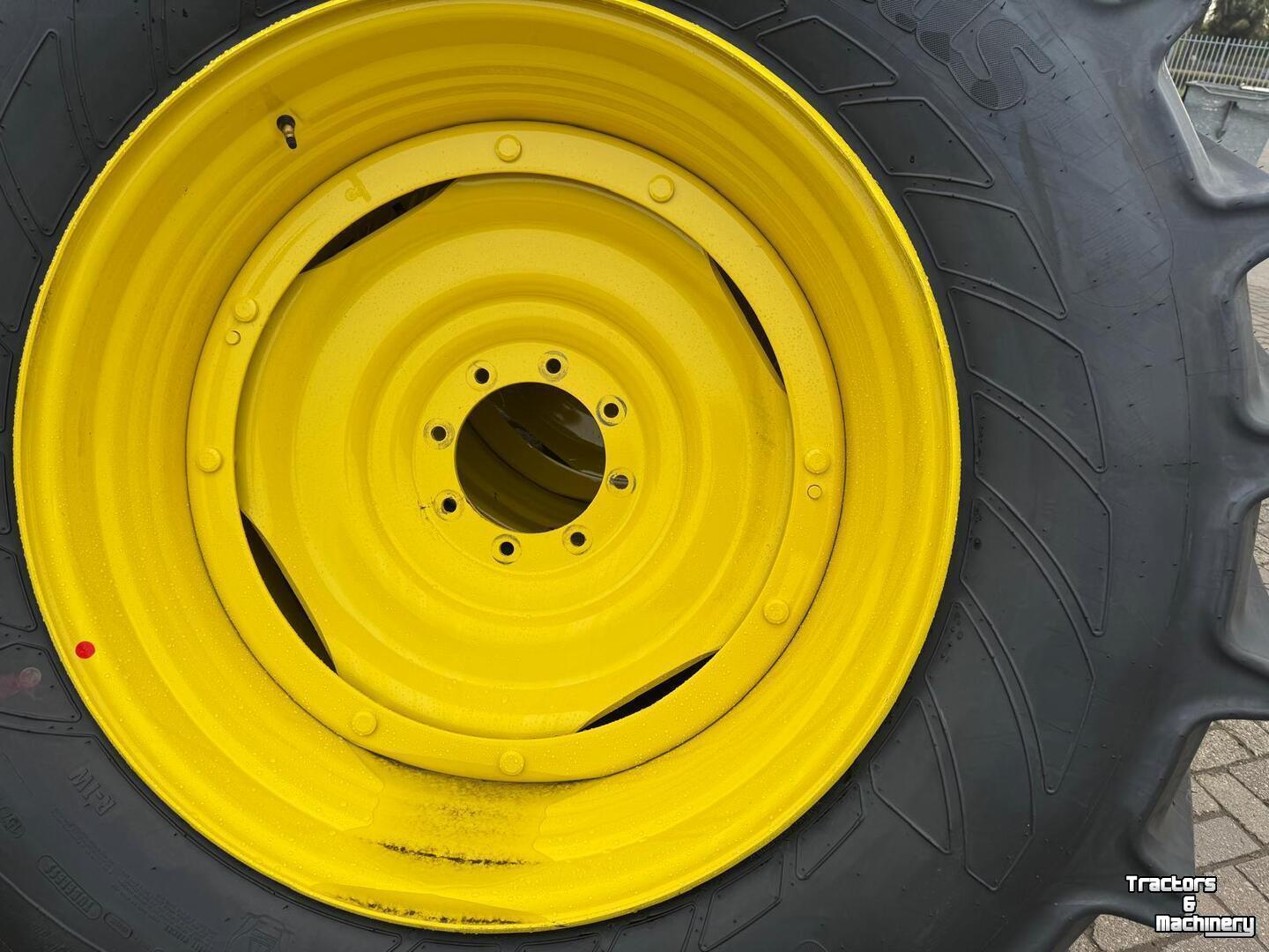 Wheels, Tyres, Rims & Dual spacers Mitas Banden Mitas