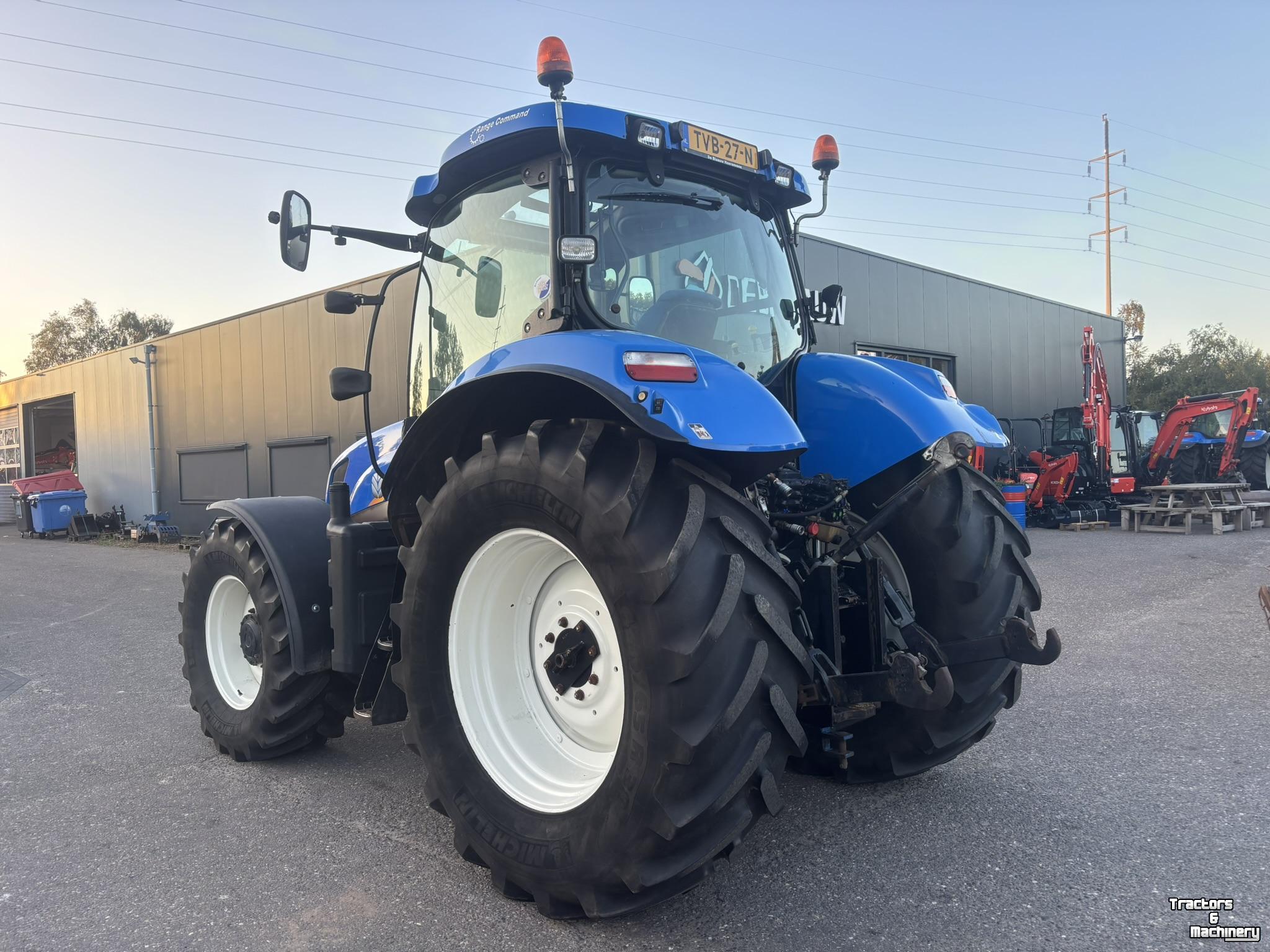 Tractor New Holland T6030