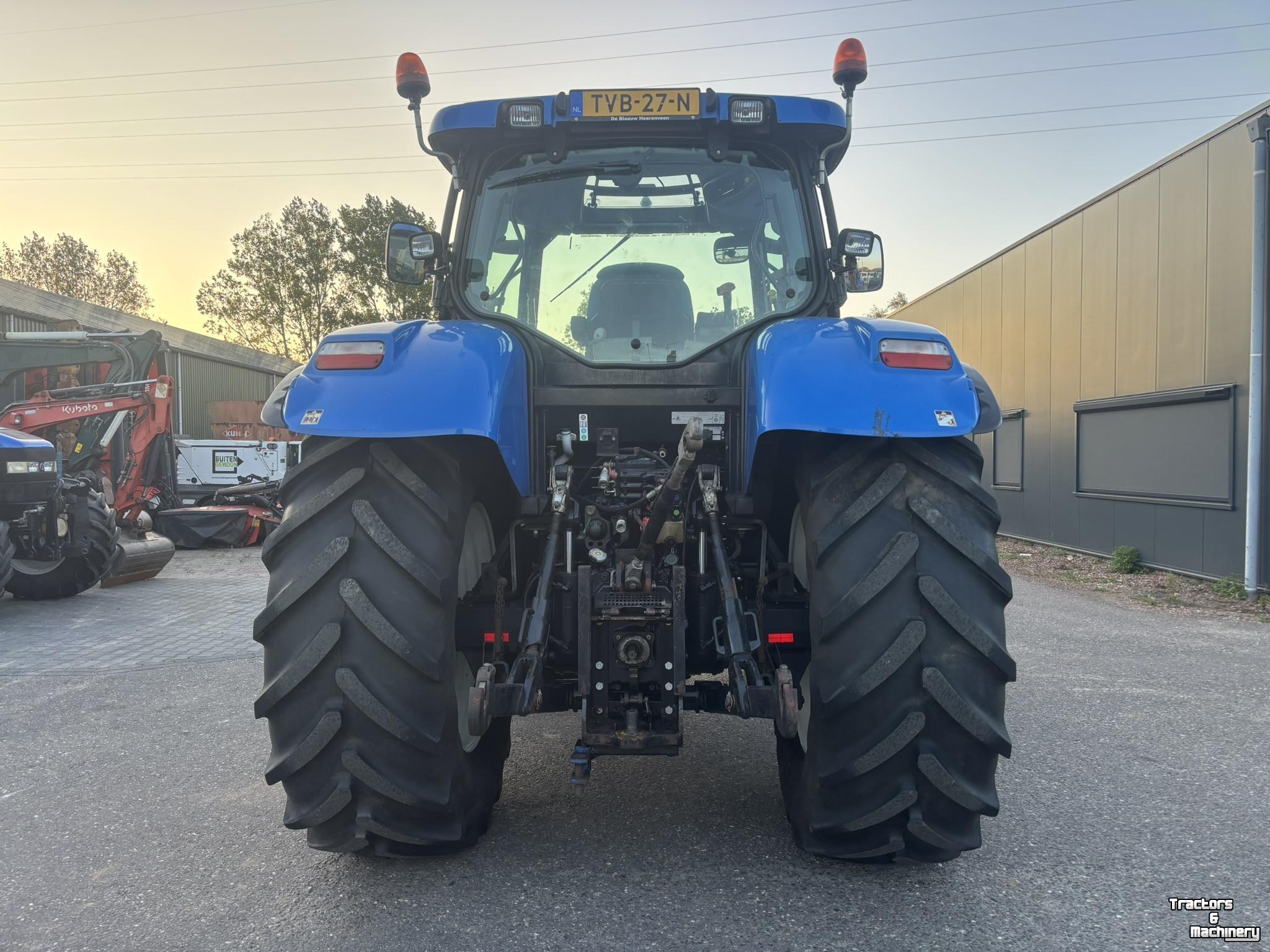 Tractor New Holland T6030