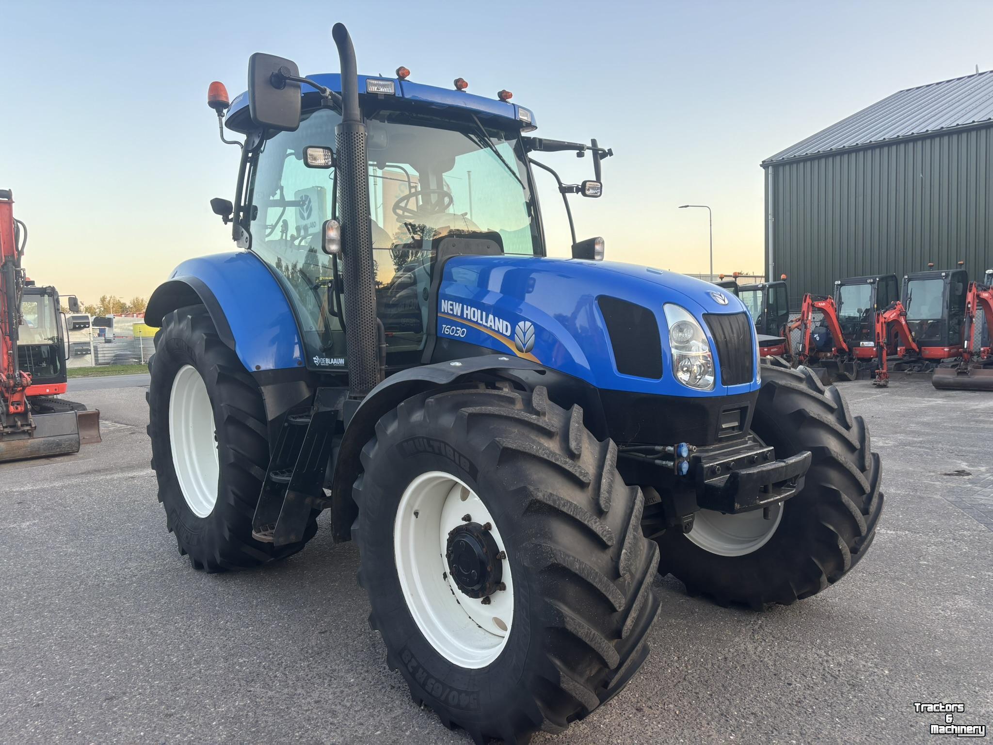 Tractor New Holland T6030