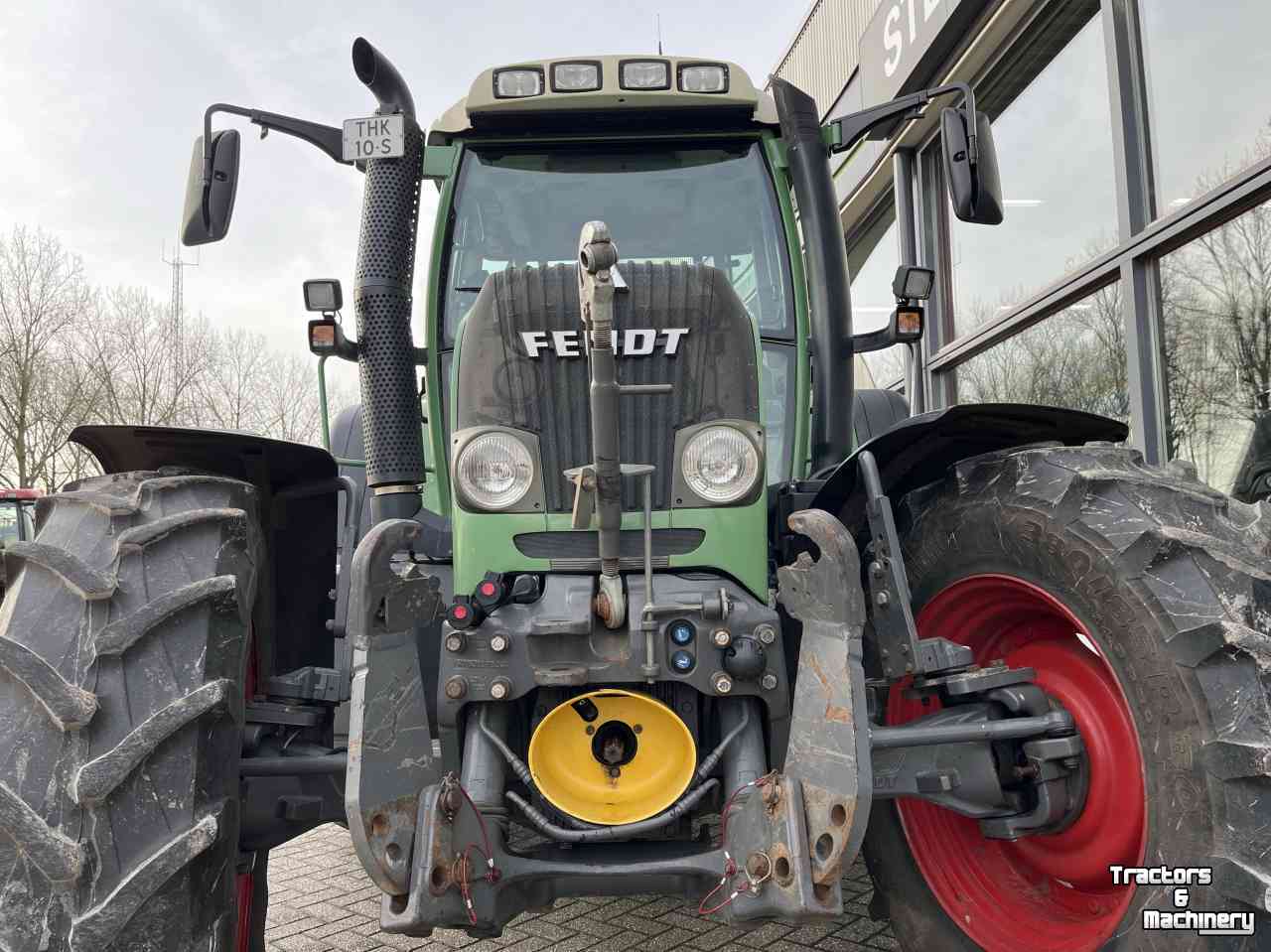 Tractors Fendt 415 Vario Com.3