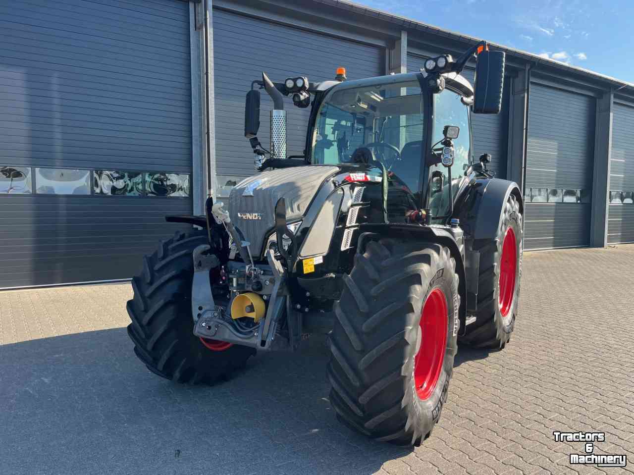 Tractor Fendt 516 PROFI PLUS