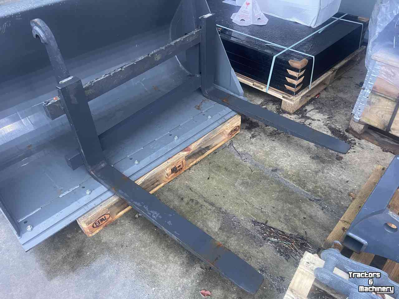 Excavator buckets Weidemann Bak en paletvork   Nieuw
