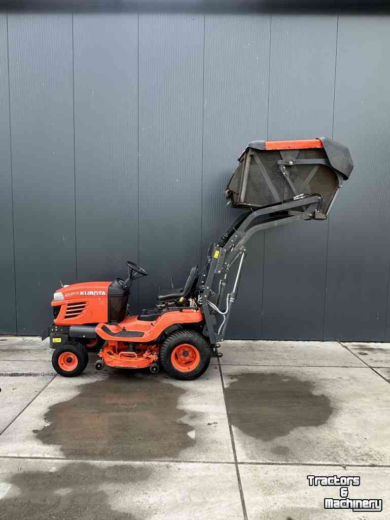 Ride-on mower Kubota G23HD