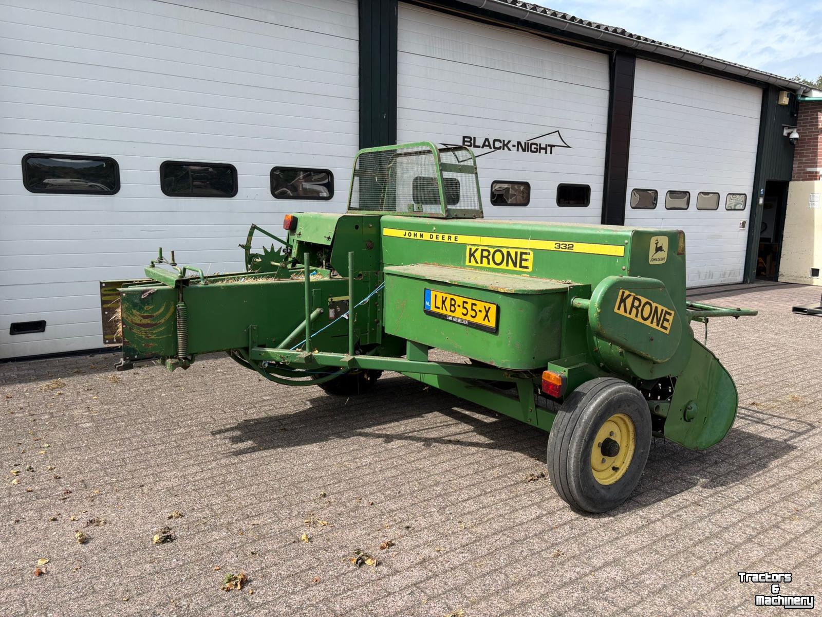 Balers John Deere 332 balenpers
