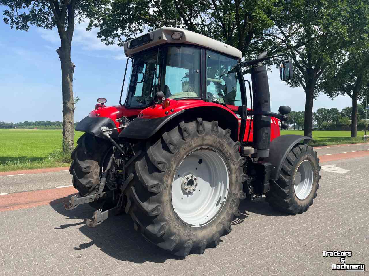 Tractor Massey Ferguson 6716S Dyna6
