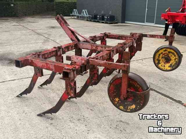 Cultivator  cultivator