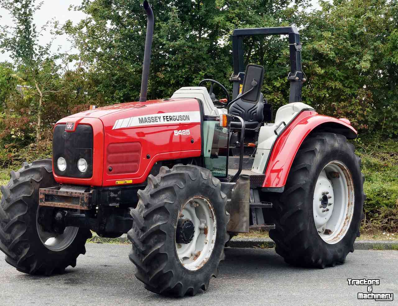 Tractor Massey Ferguson 5425 4x4 Open station