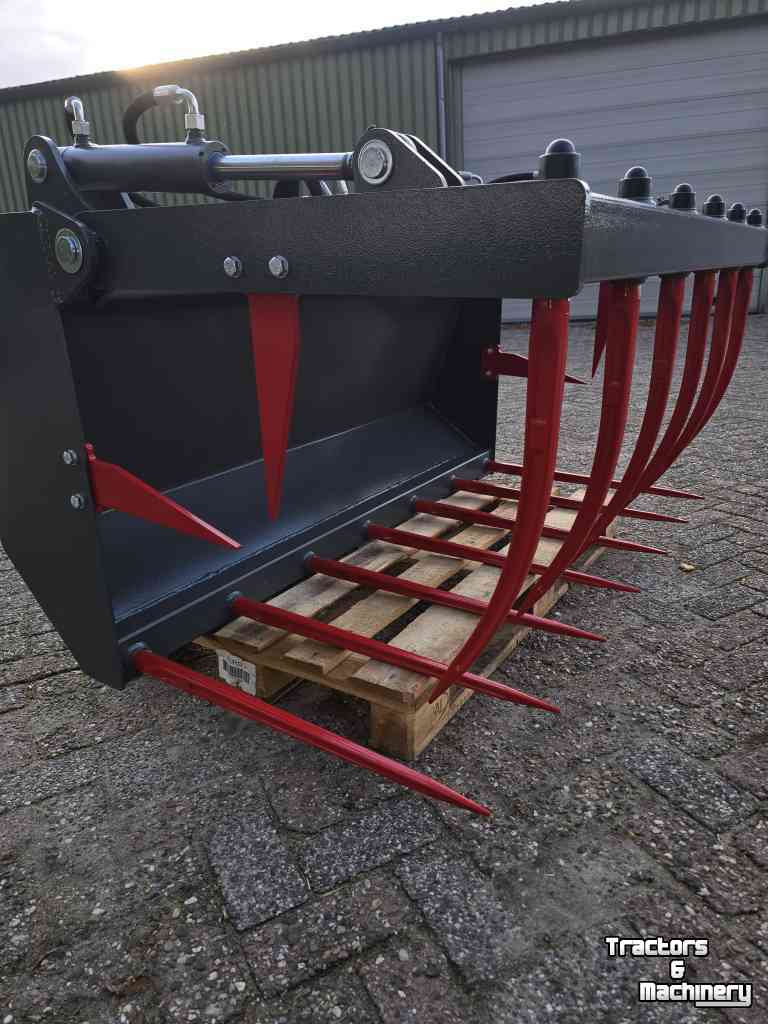 Front-end loader bucket / Front loader bucket Stekro Mestklem 150 cm weideman aansluiting