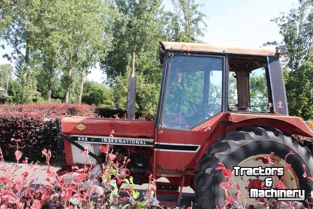 Tractor Case IH 645