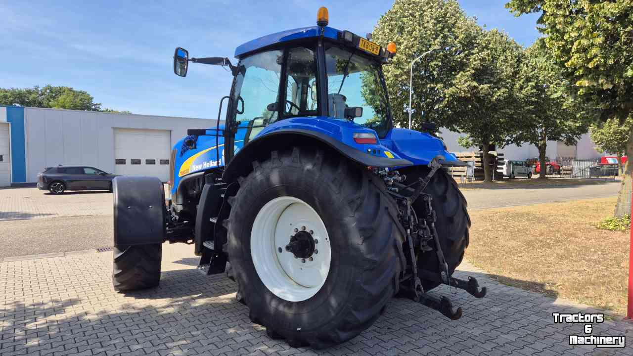 Tractor New Holland T8020 FP 40 Kmh. Lucht, geveerde vooras