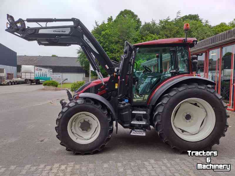 Tractor Valtra G135 Active
