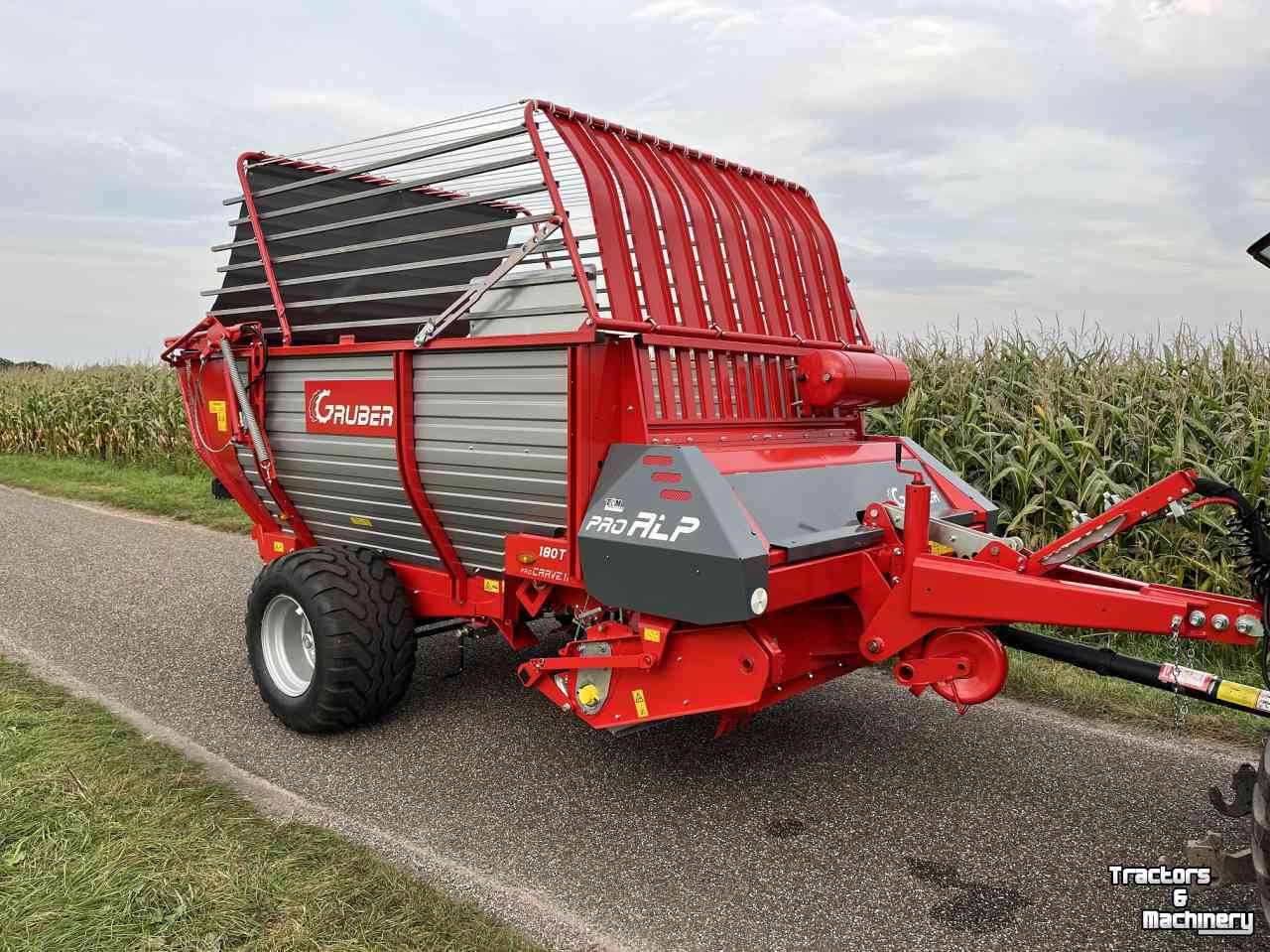 Self-loading wagon  Gruber Pro alp 180