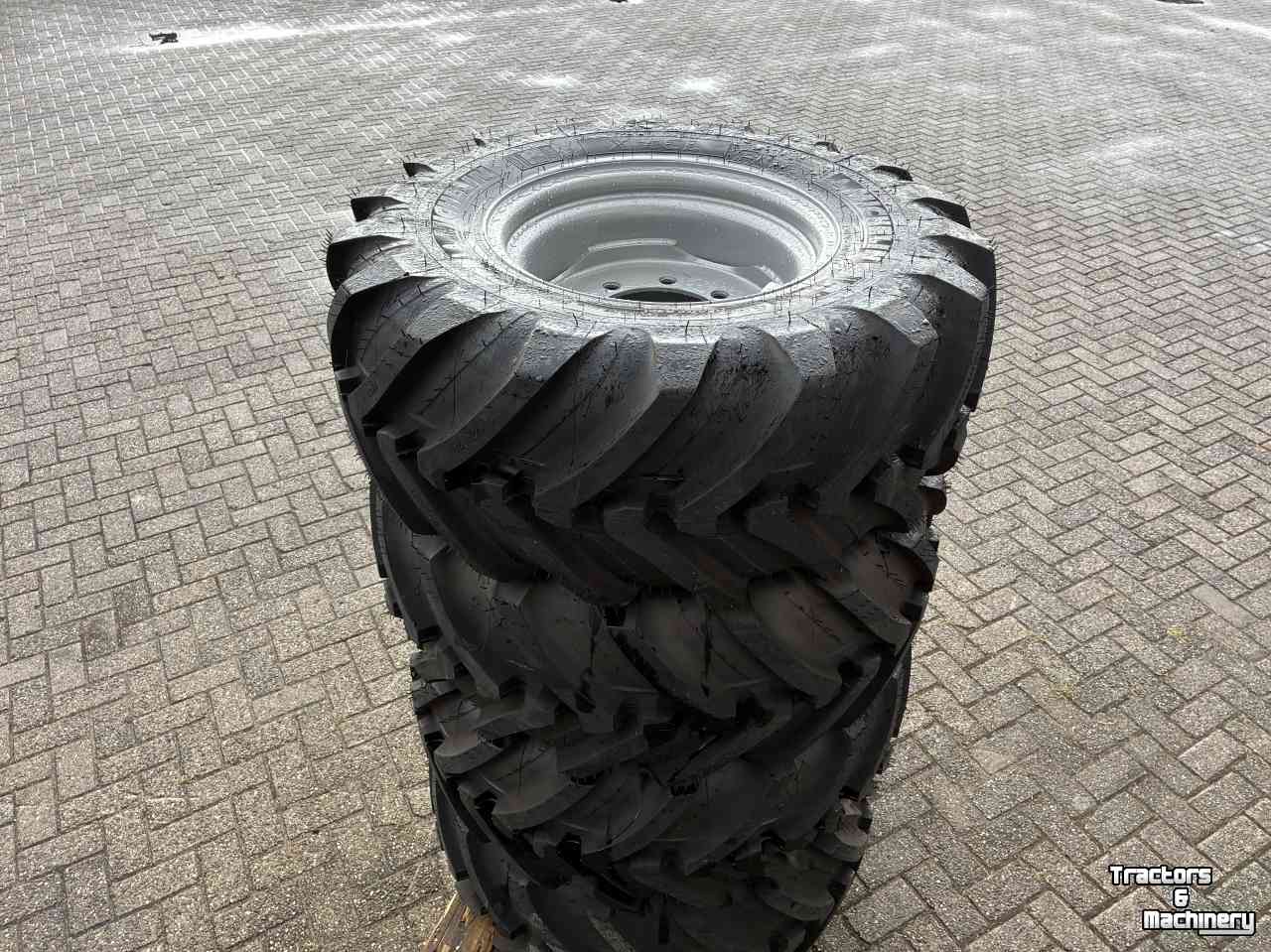 Wheels, Tyres, Rims & Dual spacers  Michelin 400/70R20 XMCL
