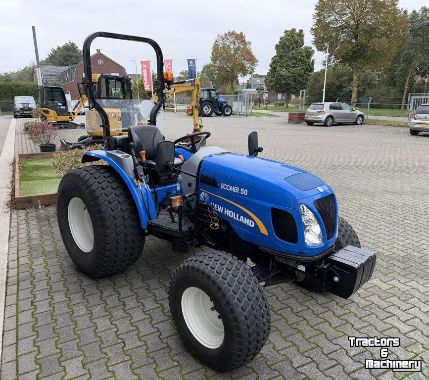Small-track Tractor New Holland Boomer 50
