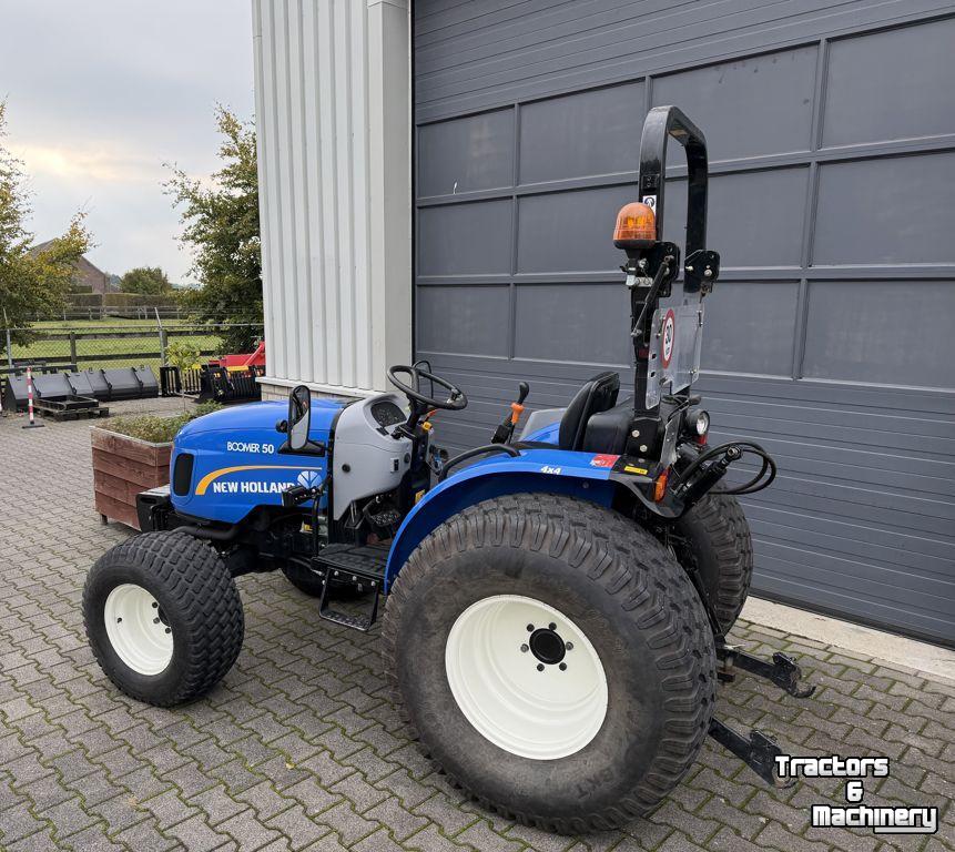 Small-track Tractor New Holland Boomer 50