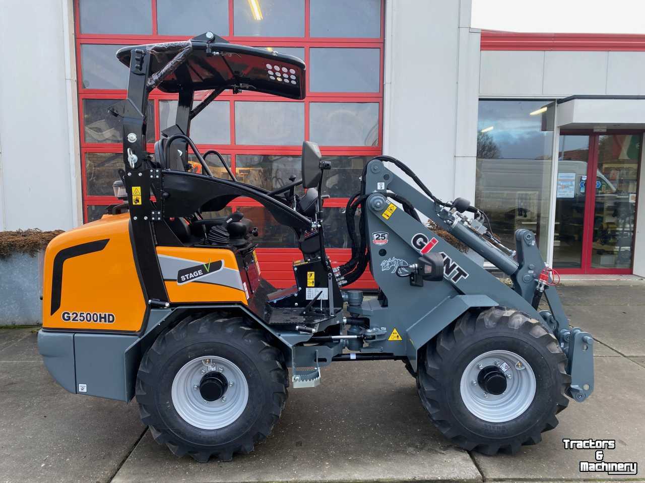 Wheelloader Giant G2500HD