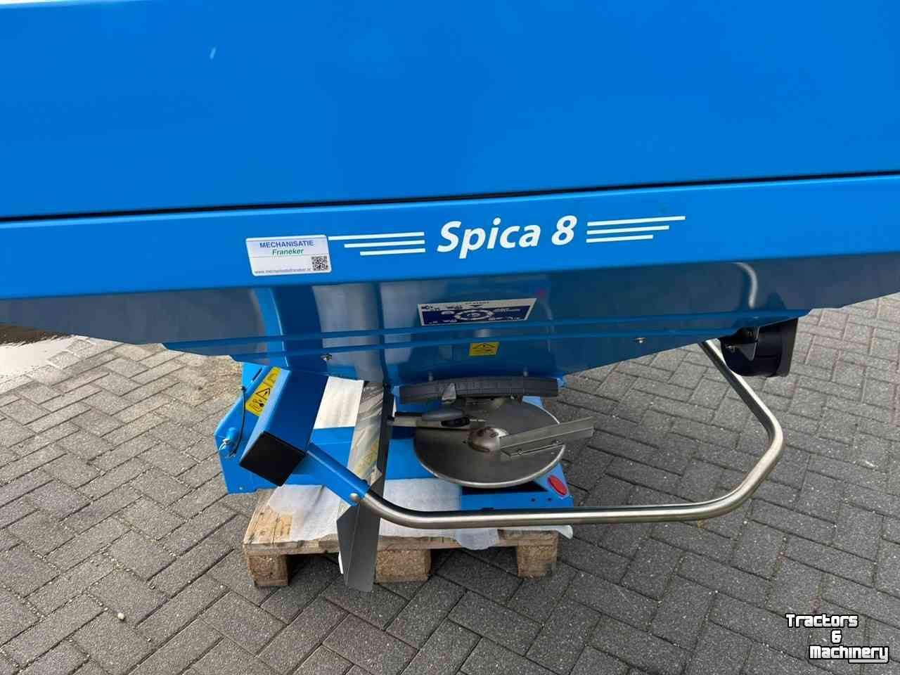 Fertilizer spreader Lemken Spica 8