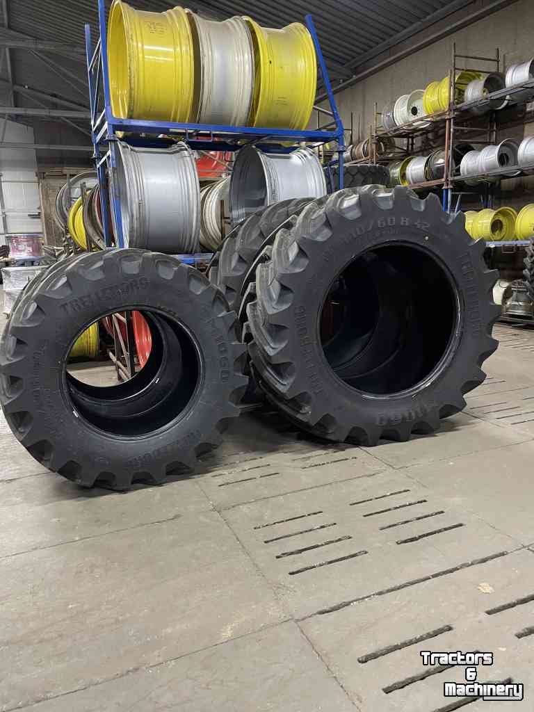 Wheels, Tyres, Rims & Dual spacers Trelleborg SET TRELLEBORG VF 710/70R42 MET 600/60R30