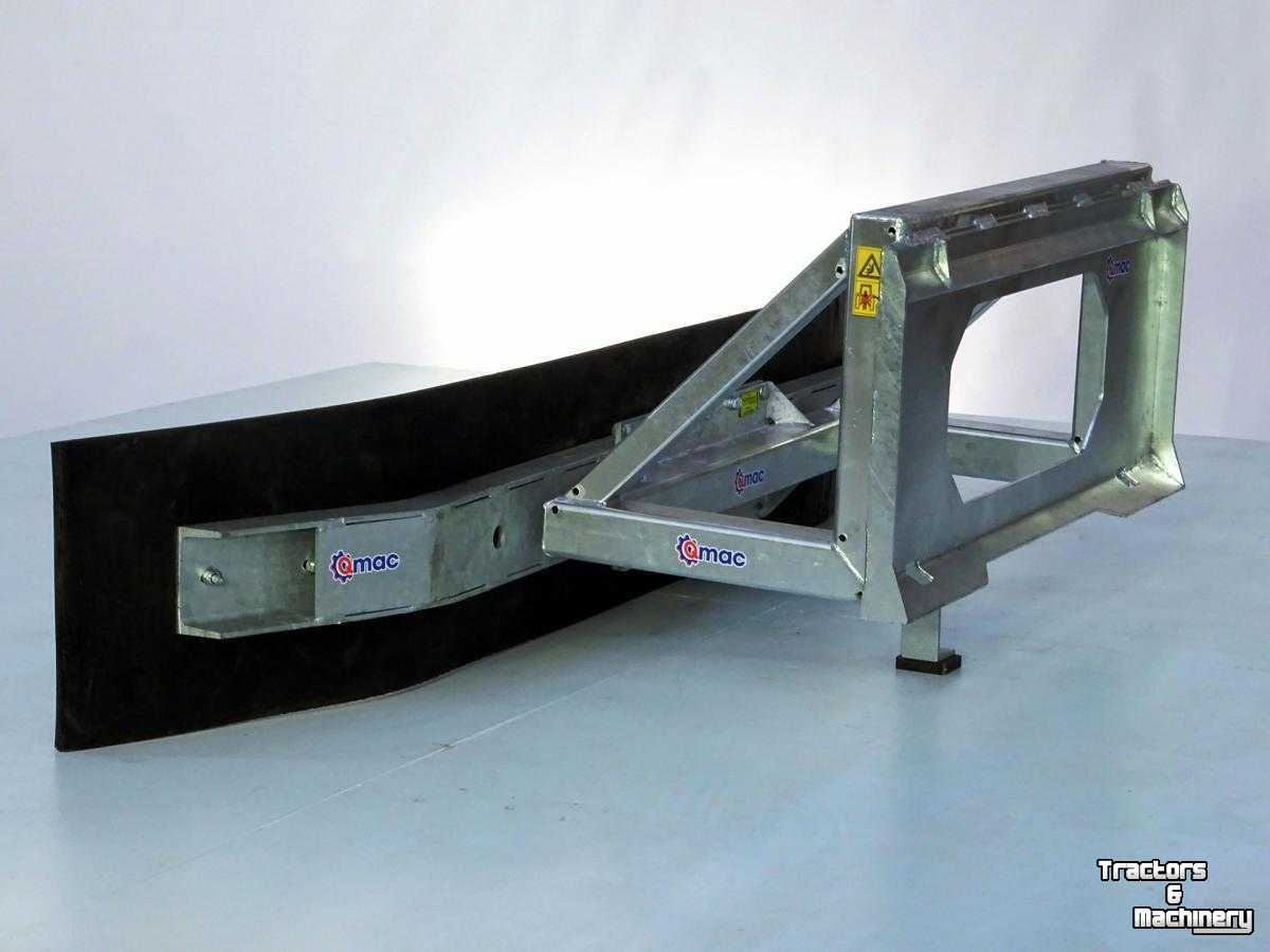 Manure scraper Qmac Modulo Rubberschuif Erfschuif Sneeuwschuif Modderschuif Mustang 406-506