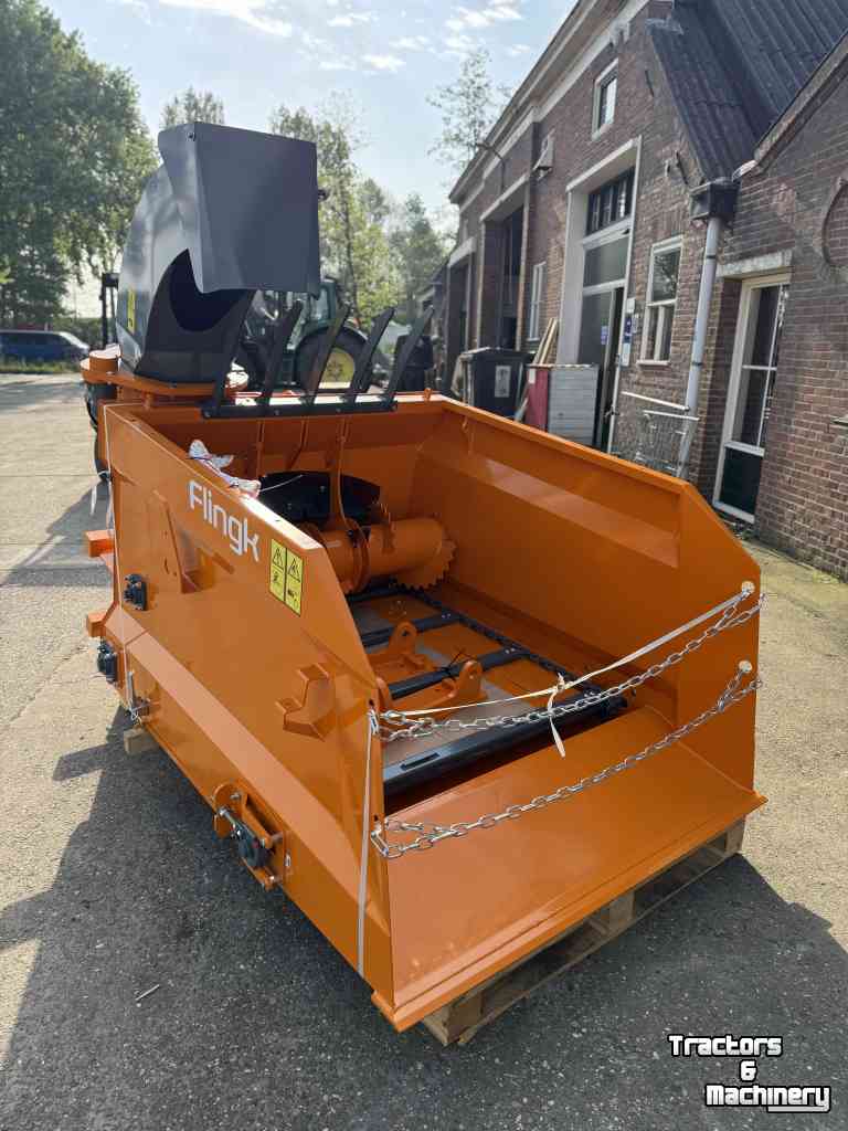 Straw spreader for boxes Flingk SHC 1450R