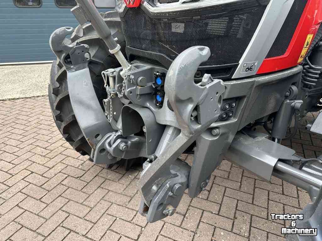 Tractor Massey Ferguson 5S.135 Dyna-6 Exclusive